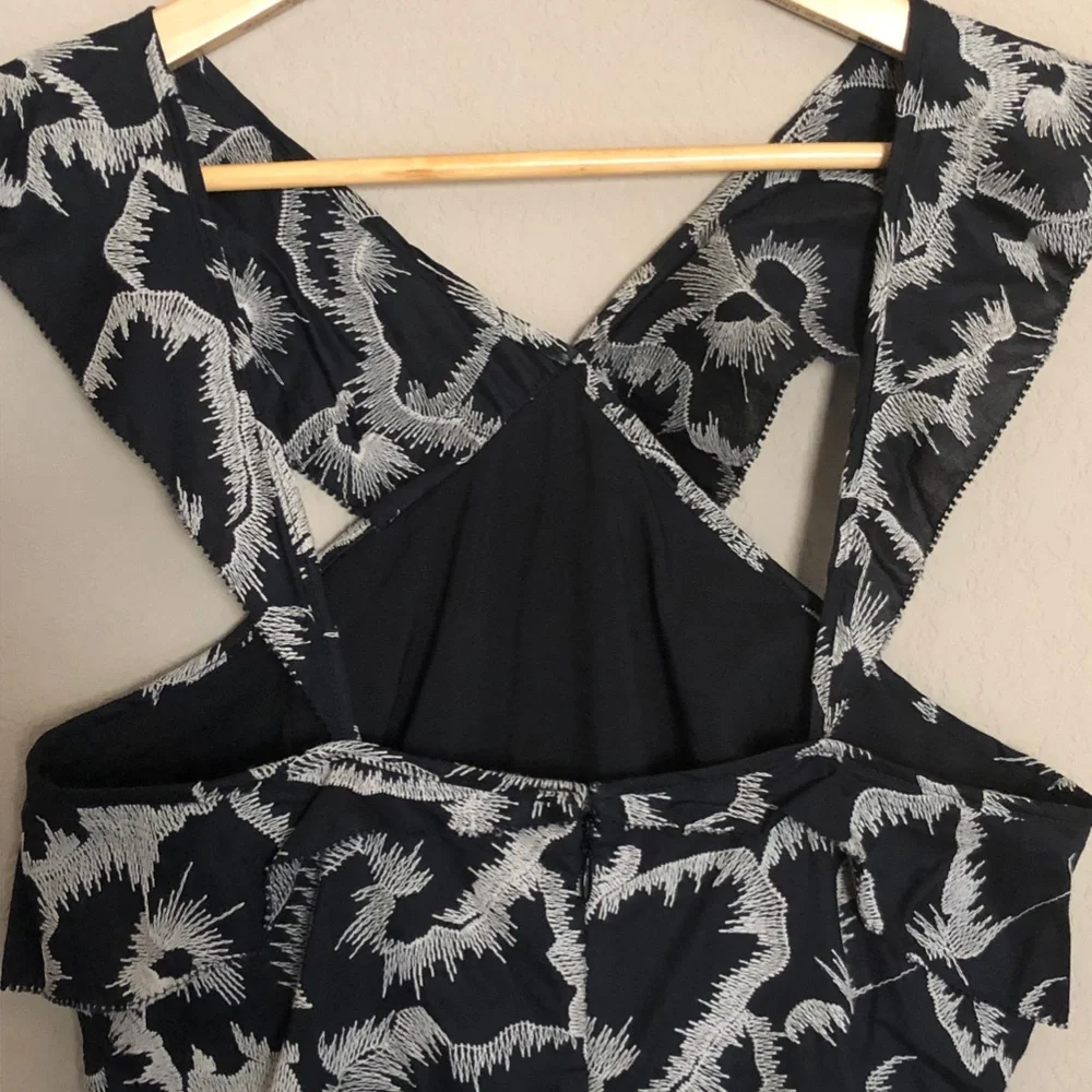 Banana Republic dress (Wore once) - Picture 4 of 10